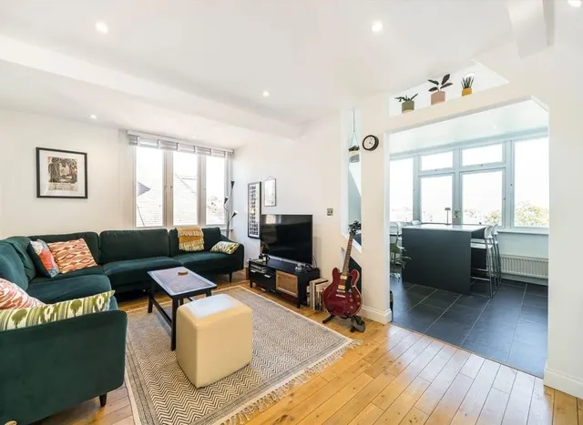 Fitzjohns Avenue, Hampstead, NW3, photo 2
