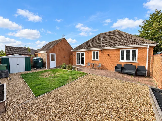 Churchfields Road, Folkingham, NG34, photo 2