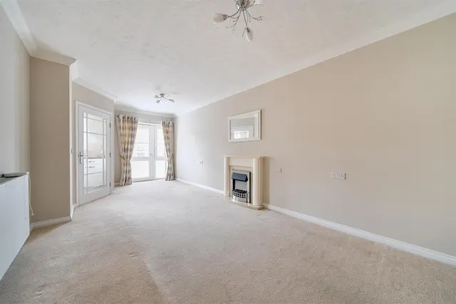 High Street, Orpington, BR6, photo 3