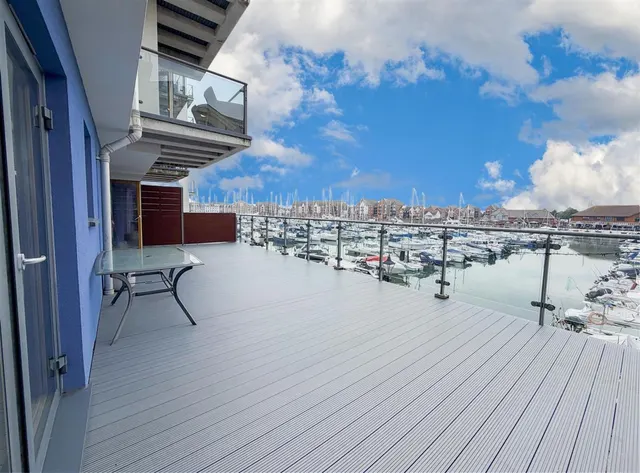 Midway Quay, Eastbourne, BN23 5DB, photo 1