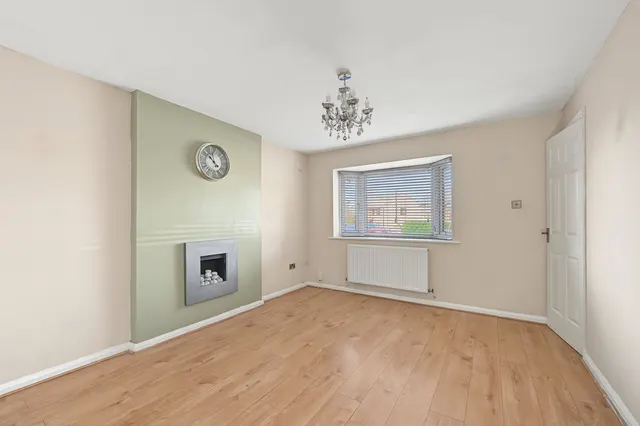 Sunningdale in Grantham, photo 3
