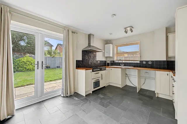 Sunningdale in Grantham, photo 2
