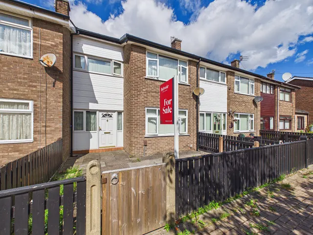 Basildon Close, Thatto Heath, WA9, photo 1