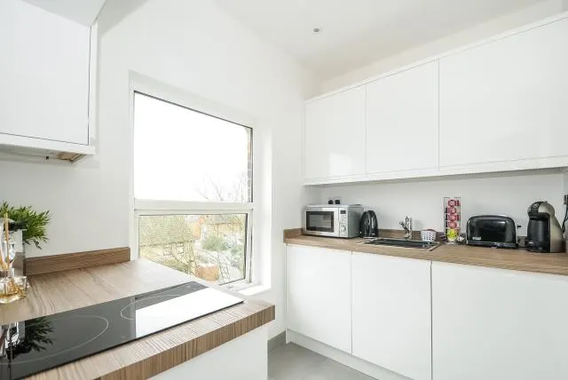 London Road, Newbury, RG14, photo 2