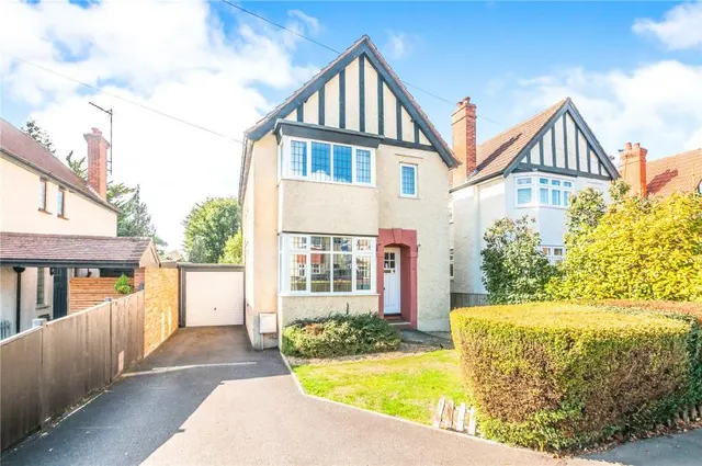 Pinkneys Road, Maidenhead, SL6, photo 1