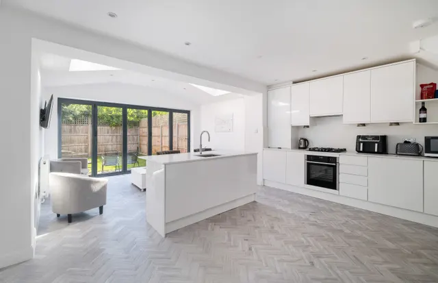 The Glebe, London, SE3, photo 1