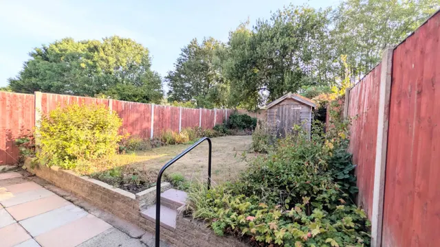 Photo 3 — Cross Lane, Whiston, L35