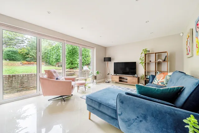 Photo 3 — Ashwells Way, Chalfont St. Giles, HP8