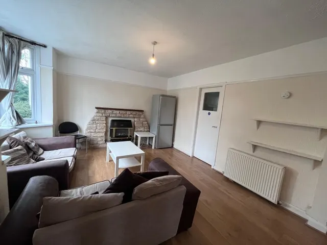 Harborne Lane, Selly Oak, B29, photo 3