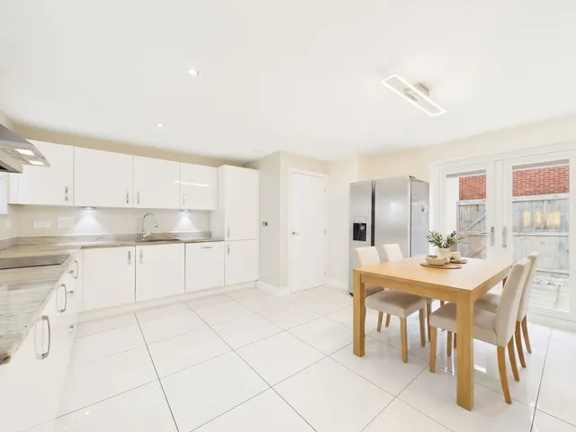 Wardle Drive, Rudheath, CW9, photo 3