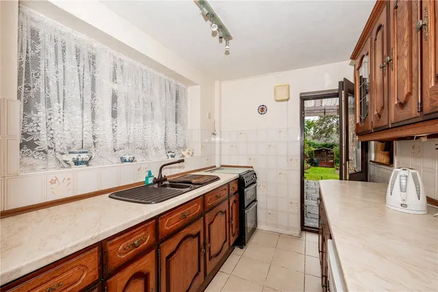 Photo 3 — Larkfield Road Greenlands, Redditch, Worcestershire, B98 7PL
