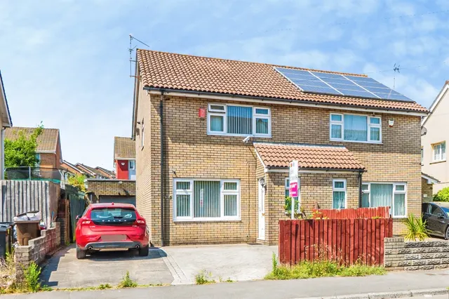 Abergele Road, Rumney, Cardiff, photo 1