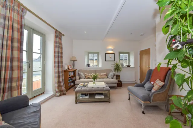 Austin Street, Stamford, PE9, photo 2