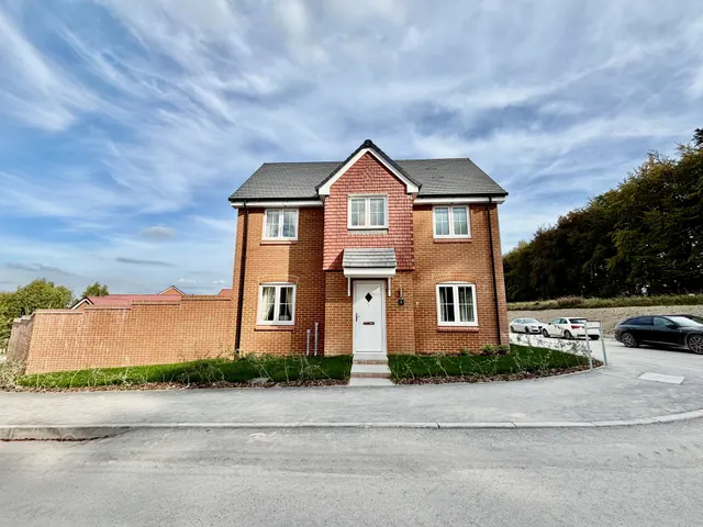 Young Close, Salisbury, SP2, photo 1