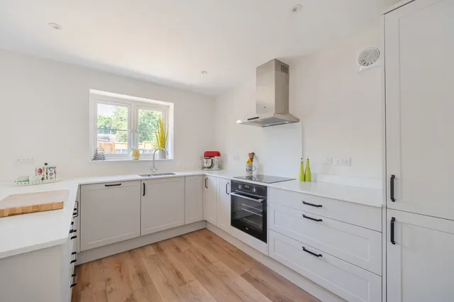 Photo 3 — Thurstons Estate, Binsted, GU34
