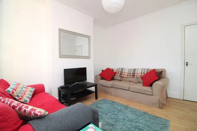 Blakeney Road, S10, photo 2