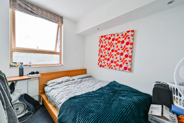 Photo 2 — Flat 8 Canalside Studios, 8-14 St Pancras Way, London