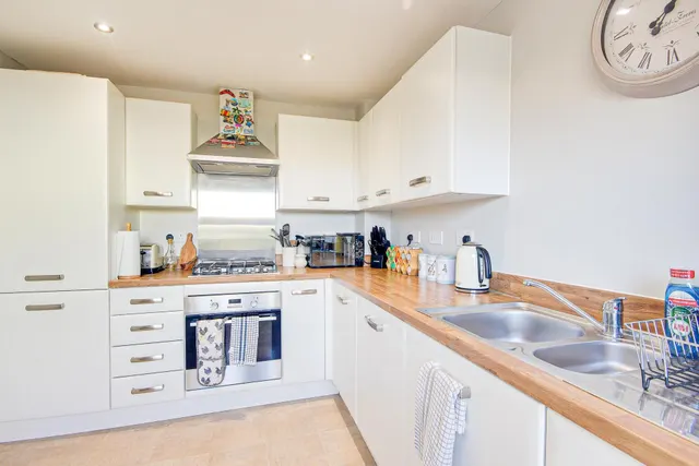 Photo 3 — Goose Bay Drive Kingsway, Quedgeley, Gloucester, GL2