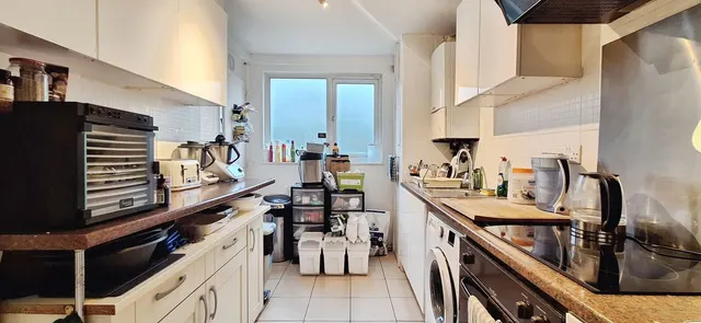 Byron Way, Northolt, UB5, photo 2