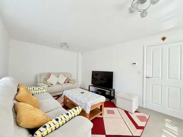 Photo 2 — Prunus Drive, WELLINGBOROUGH