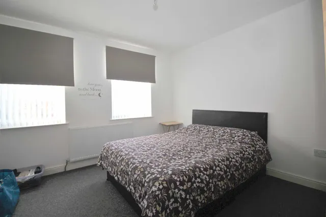 Photo 3 — Litherland Road, Bootle, Liverpool, L20 3HZ