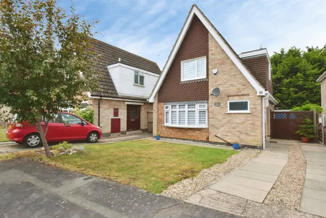 2 bedroom character property — Fiona Drive, Thurnby, Leicester