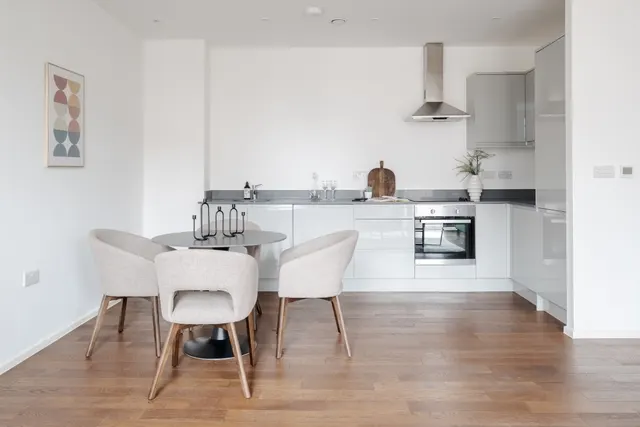 Gransden Avenue, London, E8, photo 3