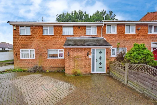 Dunsmore Road, Luton, Bedfordshire, LU1, photo 1