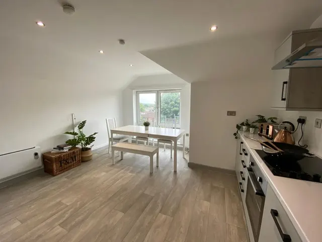 Middle Street, Beeston, NG9, photo 3