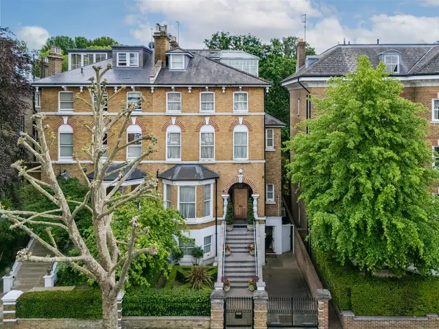Elsworthy Road, Primrose Hill, London, NW3 3DS, photo 1