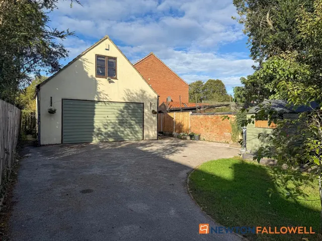 Queen Street, Balderton, NG24, photo 2