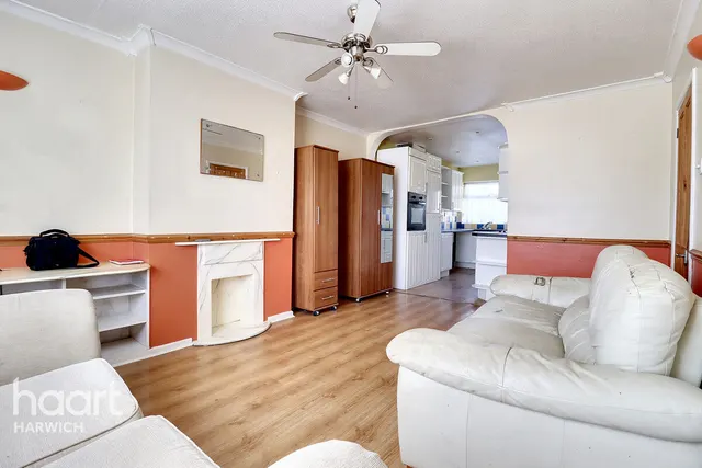 Balton Way, Harwich, CO12, photo 2
