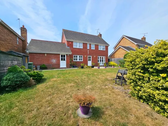 Longs View, Charfield, GL12, photo 1