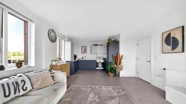 Parva Grove, Perivale, UB6, photo 2
