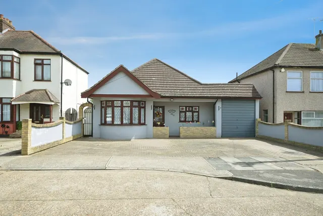Ferndale Road, Romford, RM5, photo 1