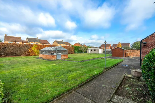 Photo 3 — Grantham Road, Sleaford, Lincolnshire, NG34