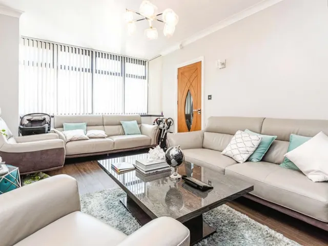 Clements Road, Birmingham, B25, photo 3