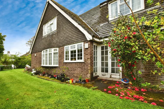 Rydal Drive, Altrincham, WA15, photo 1