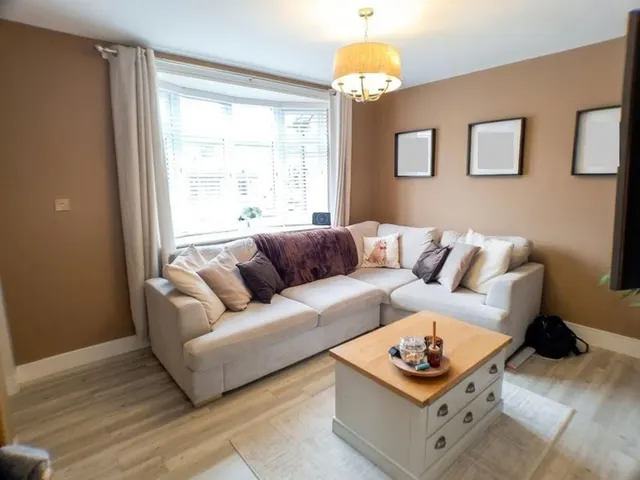 Trenchard Close, Newton, NG13, photo 3