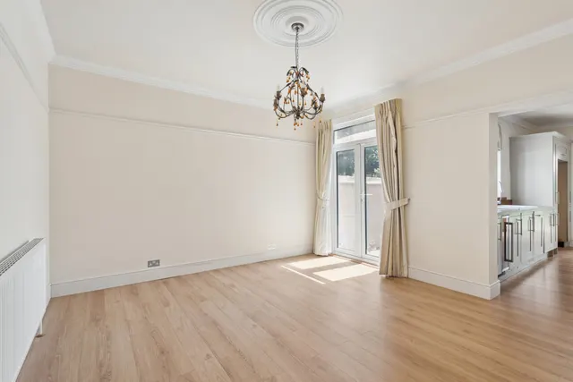 Bushey Mill Lane, Watford, WD24, photo 3