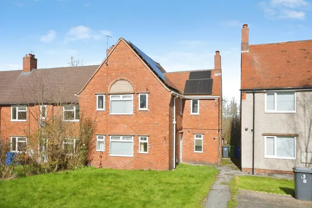 Walgrove Avenue, Chesterfield, S40, photo 1