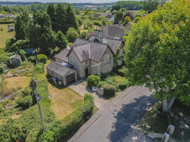 Compton Road, Calne, SN11, photo 1