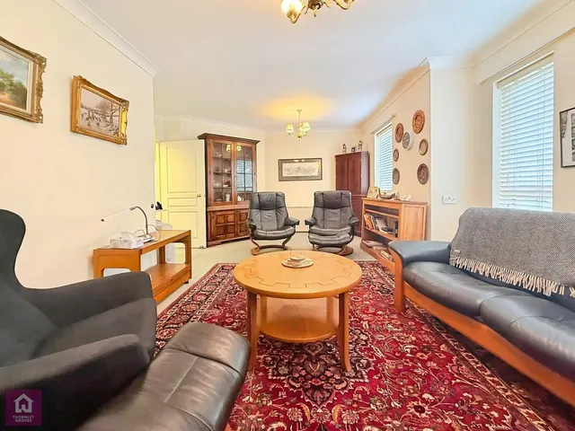 Dunham Road, Altrincham, WA14, photo 3