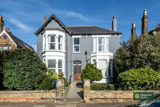 Rosemont Road, Acton, London, photo 1