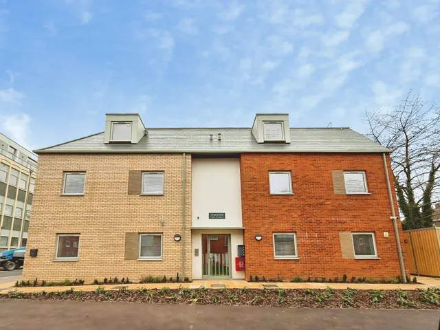 Oundle Road, Peterborough, PE2, photo 1