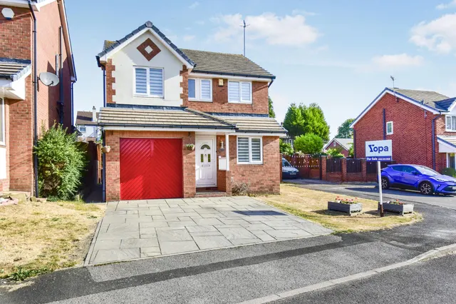 Wentworth Drive, Rawmarsh, S62, photo 1