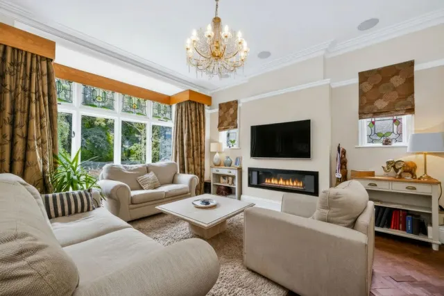 Granville Park, Aughton, L39, photo 3