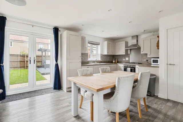 Waller Drive, Attleborough, NR17, photo 2