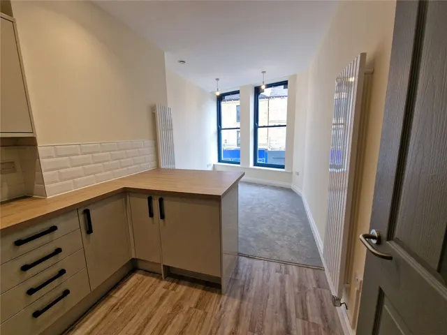 Westgate, Dewsbury, WF13, photo 2