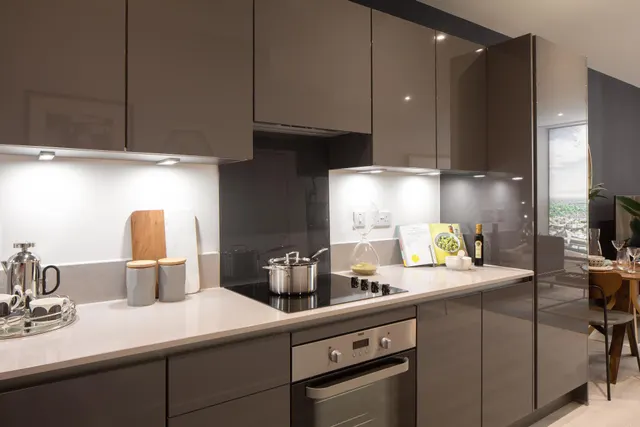 Kempton Apartments, High Street Quarter, TW3, photo 3